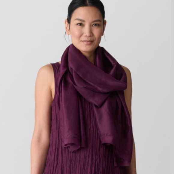 Eileen Fisher Silk Washed Transitional Scarf Blackberry - Picture 1 of 2